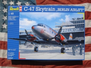 Revell 04697  C-47 SKYTRAIN 